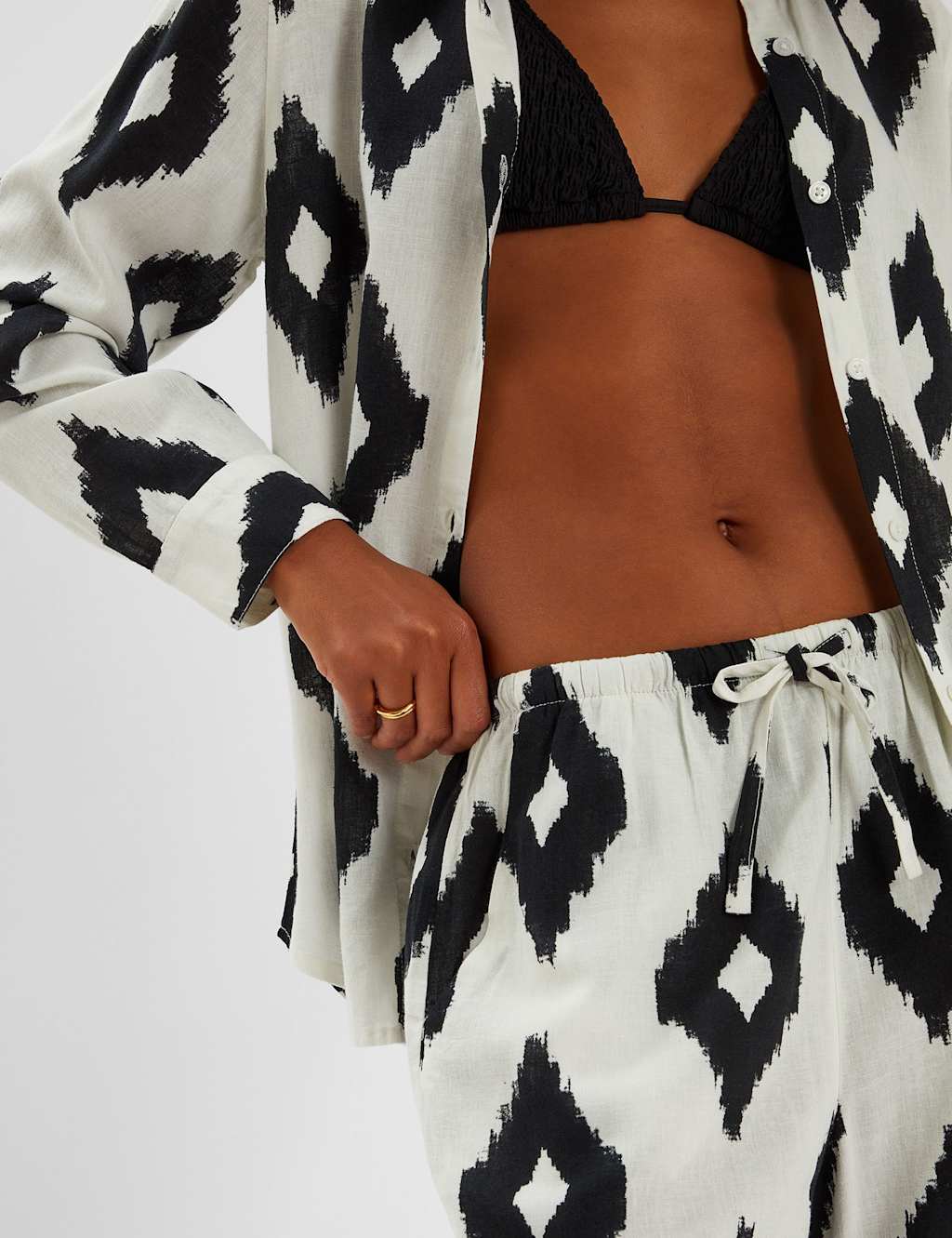 Printed Wide Leg Culottes with Linen 4 of 4
