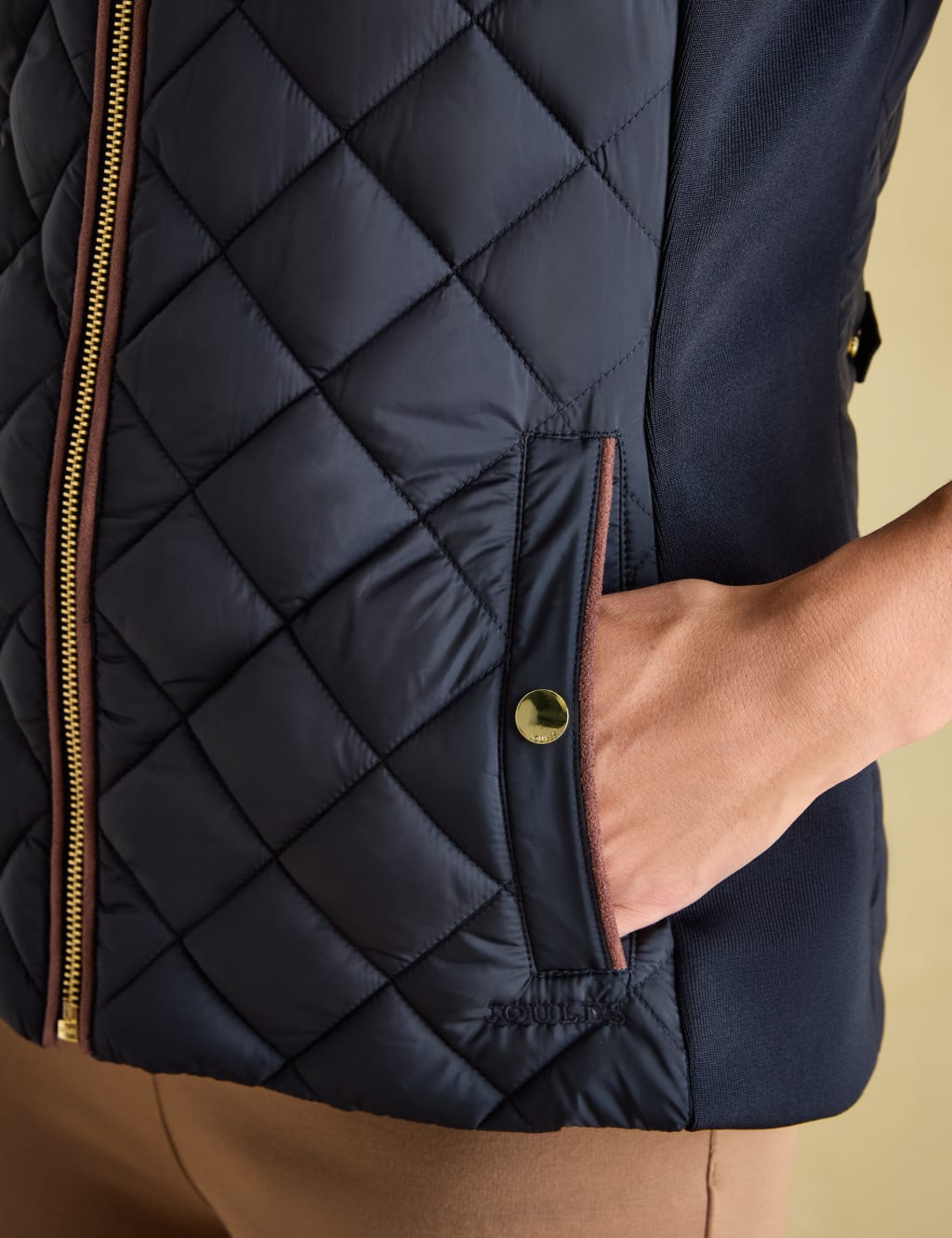 Quilted Funnel Neck Zip Up Gilet 8 of 8