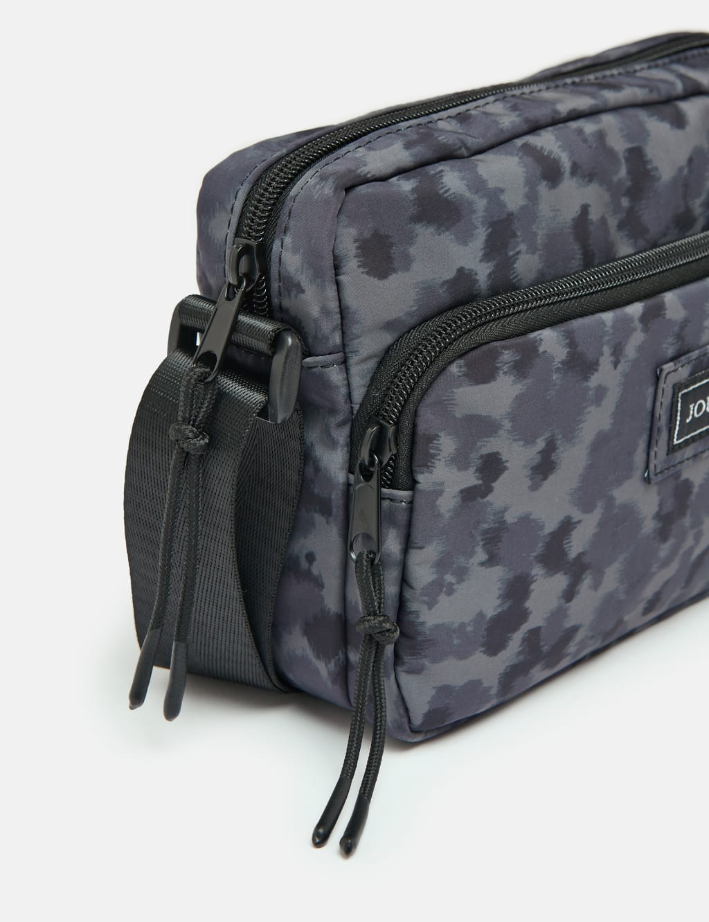 Fabric Camouflage Cross Body Bag 6 of 8