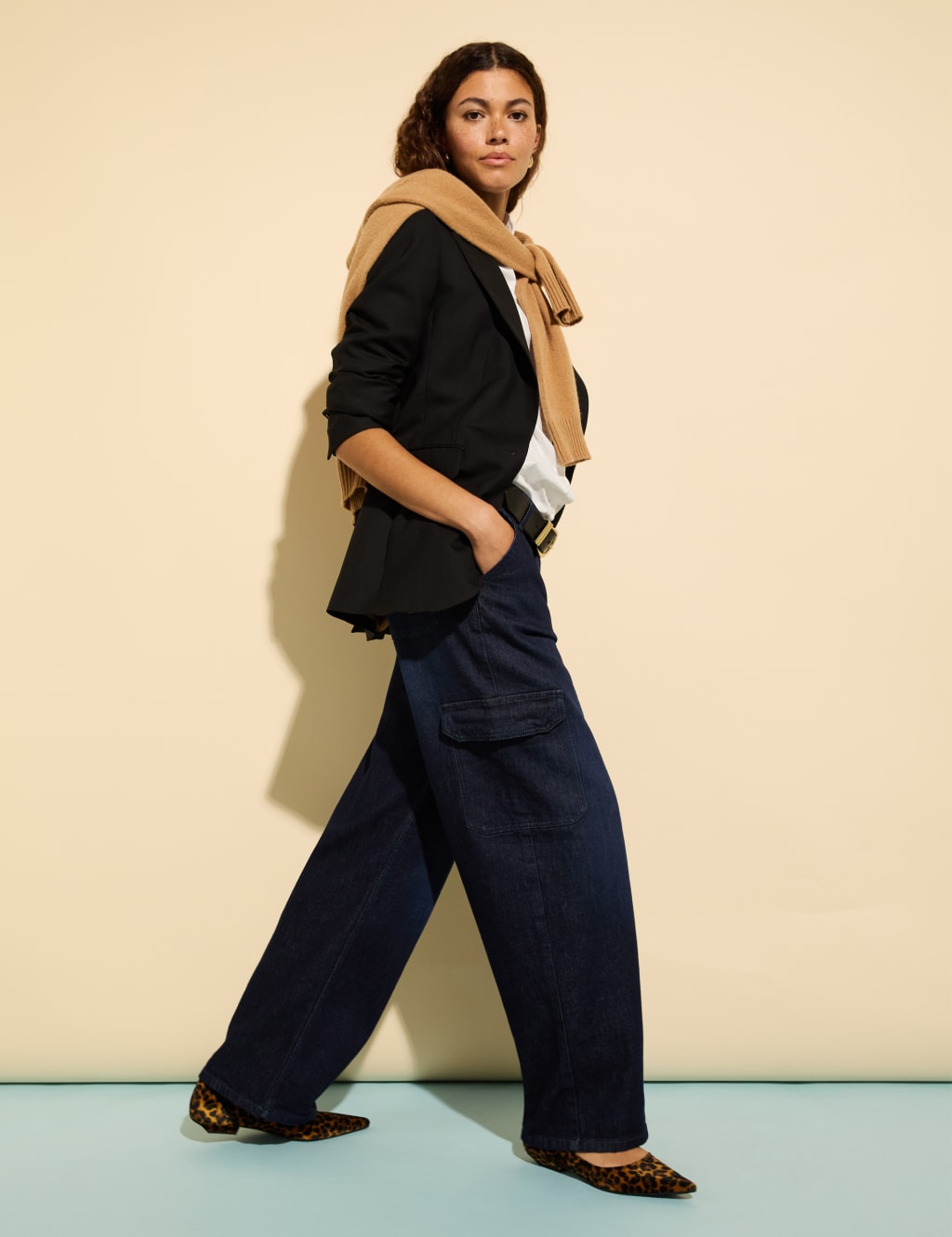 Mid Rise Wide Leg Cargo Jeans 5 of 5