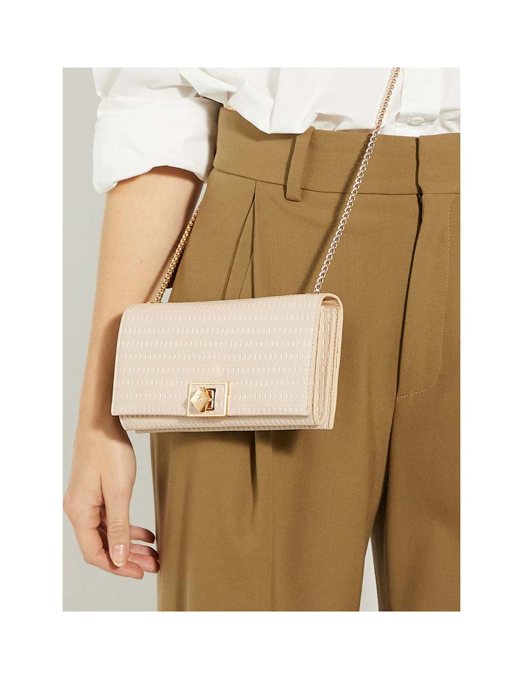 Chain Strap Cross Body Bag 2 of 6