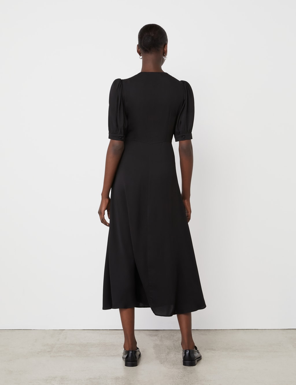 Crepe V-Neck Midi Tea Dress 4 of 4