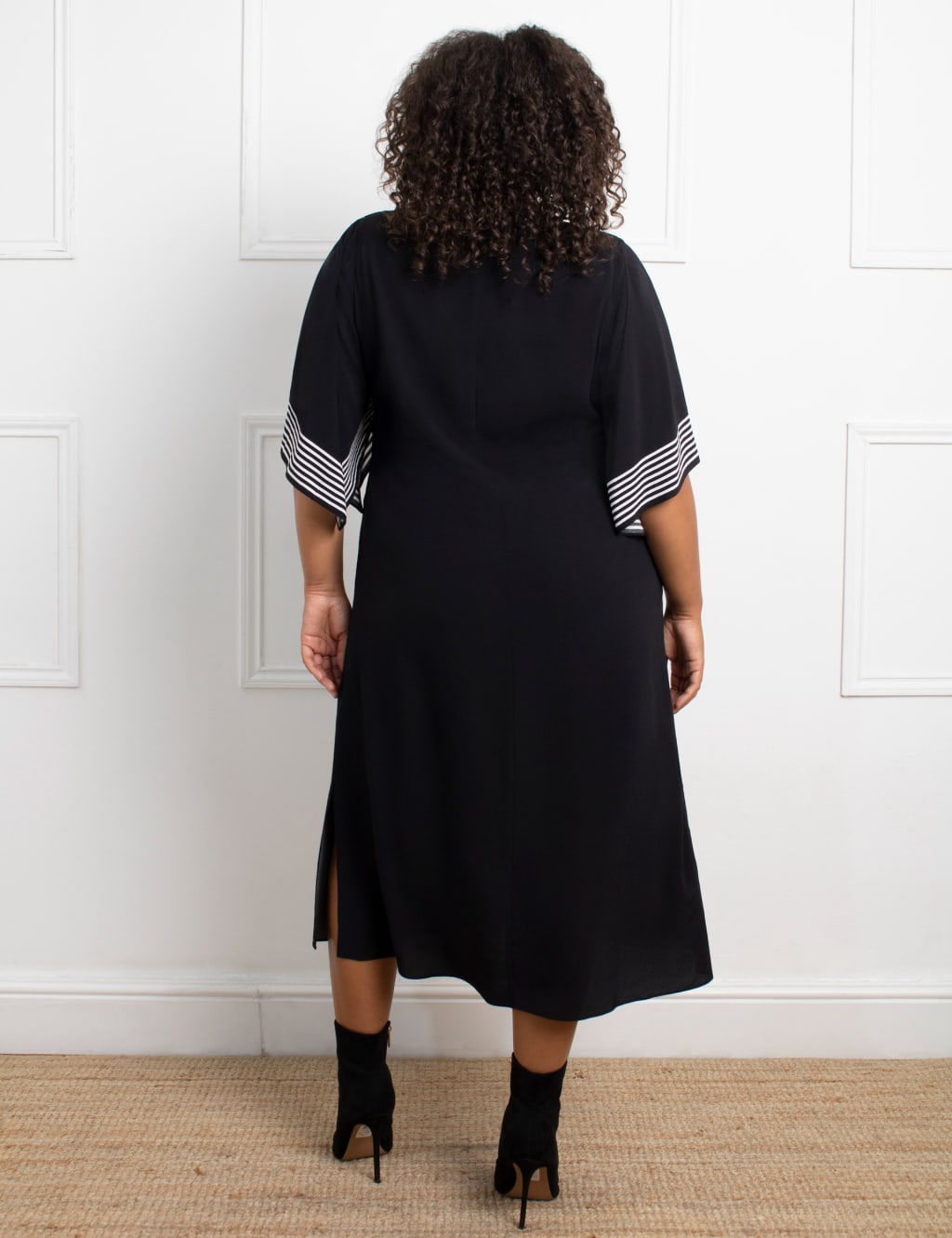 Jersey Printed V Neck Midi Swing Dress