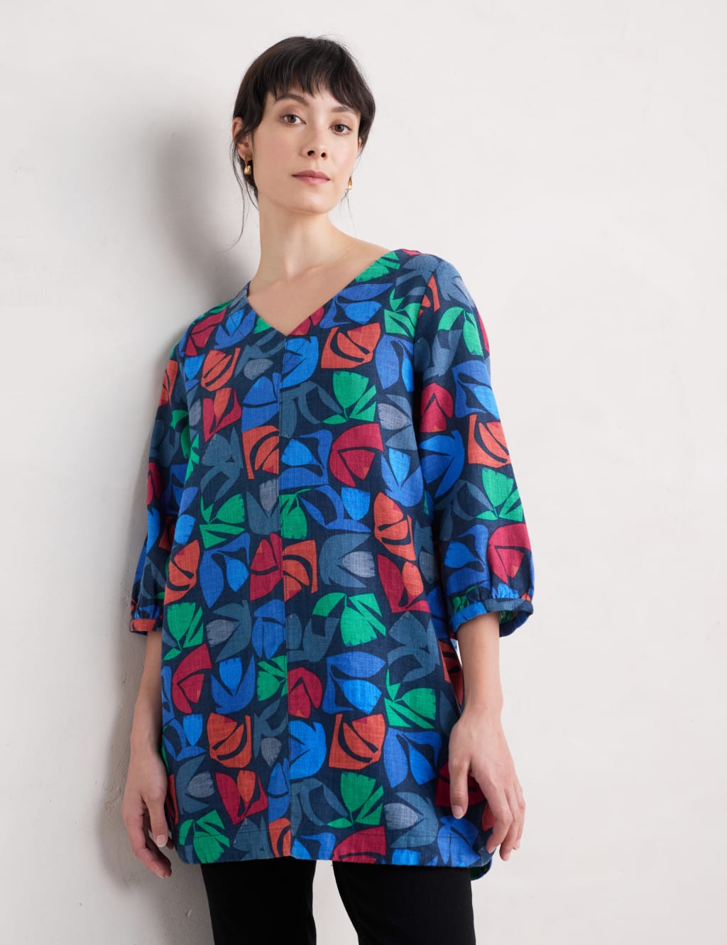 Cotton Blend Floral V-Neck Tunic 3 of 4