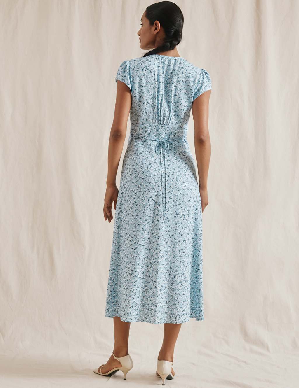 Jasmin Dress 3 of 6
