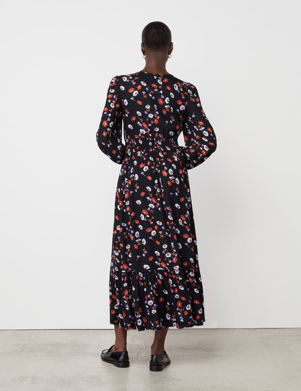 Floral V-Neck Midaxi Tiered Dress 2 of 4