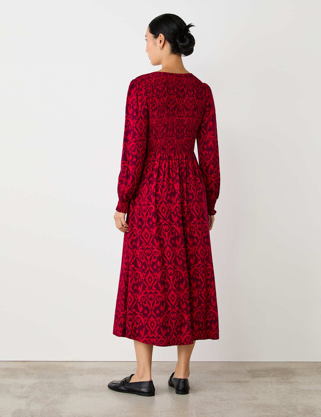 Printed V-Neck Midi Smock Dress 2 of 4