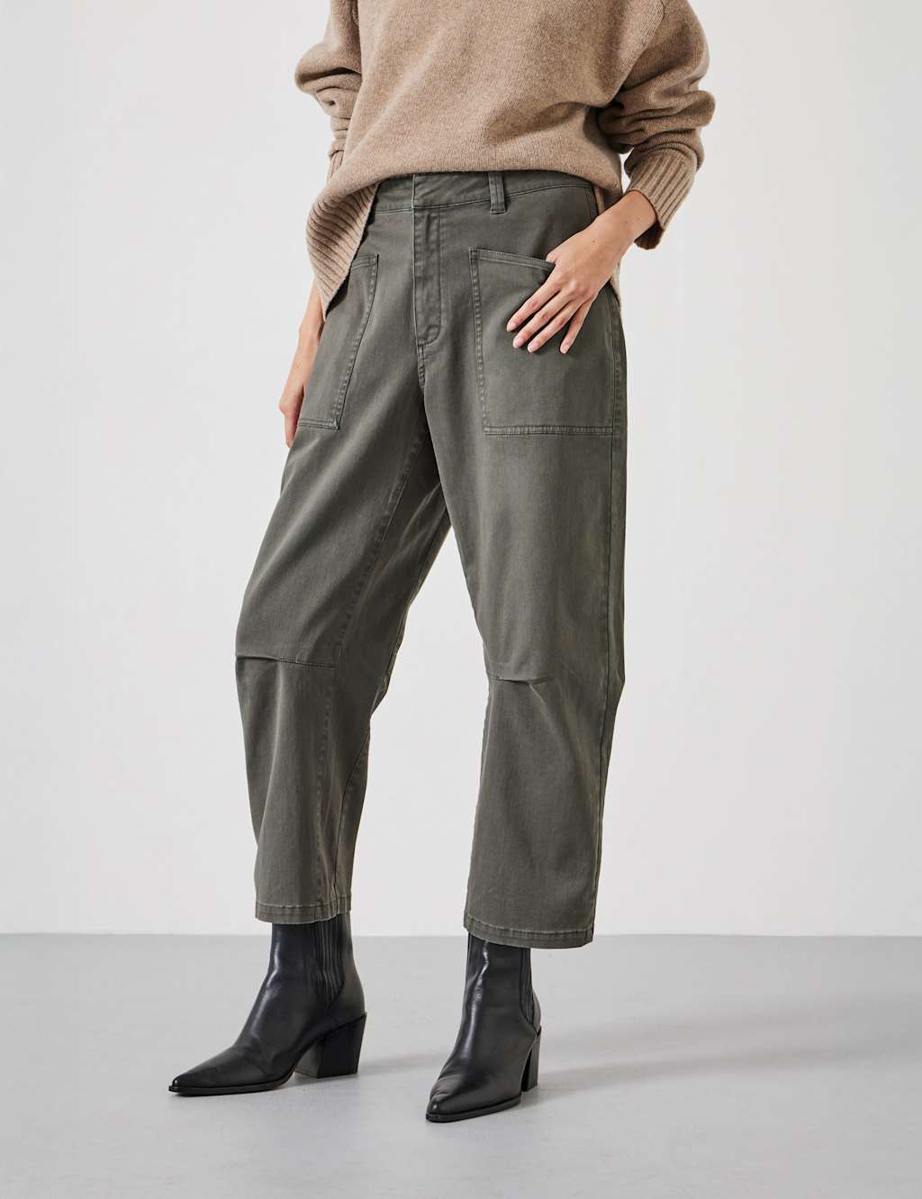 Cordi Cotton Rich Barrel Leg Trousers 3 of 5