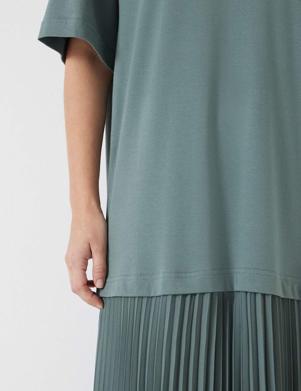 Esme Cotton Rich Pleated Midi T-Shirt Dress 5 of 5