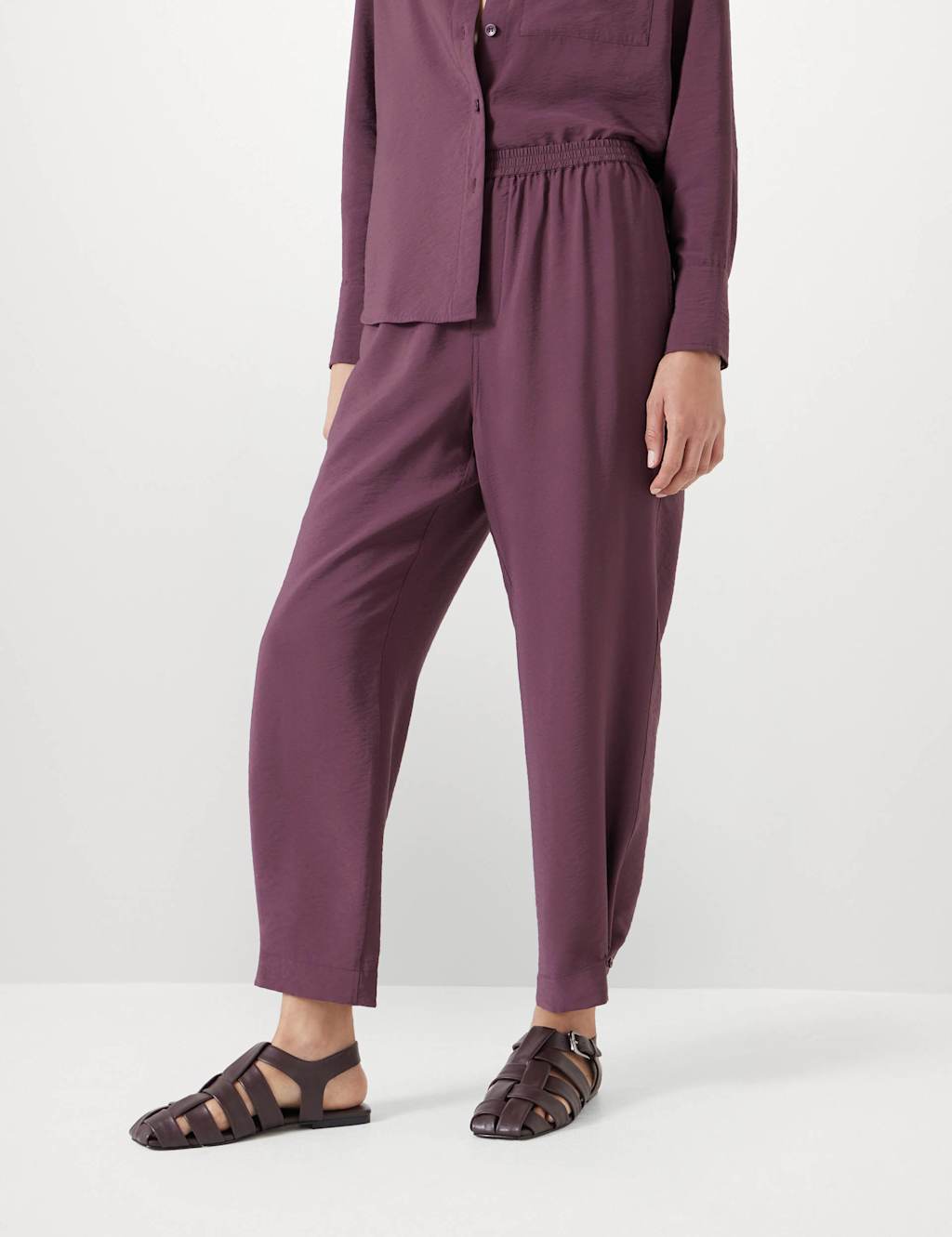 Elasticated Waist Tapered Trousers 3 of 5