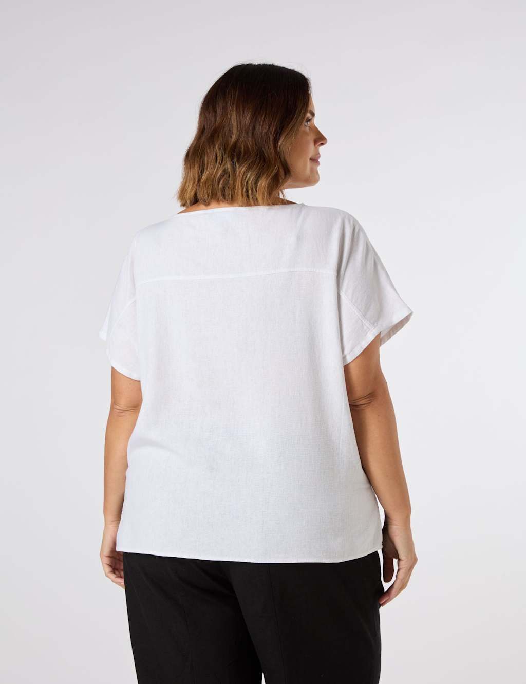 Linen Blend Round Neck Seam Detail T-Shirt 3 of 3