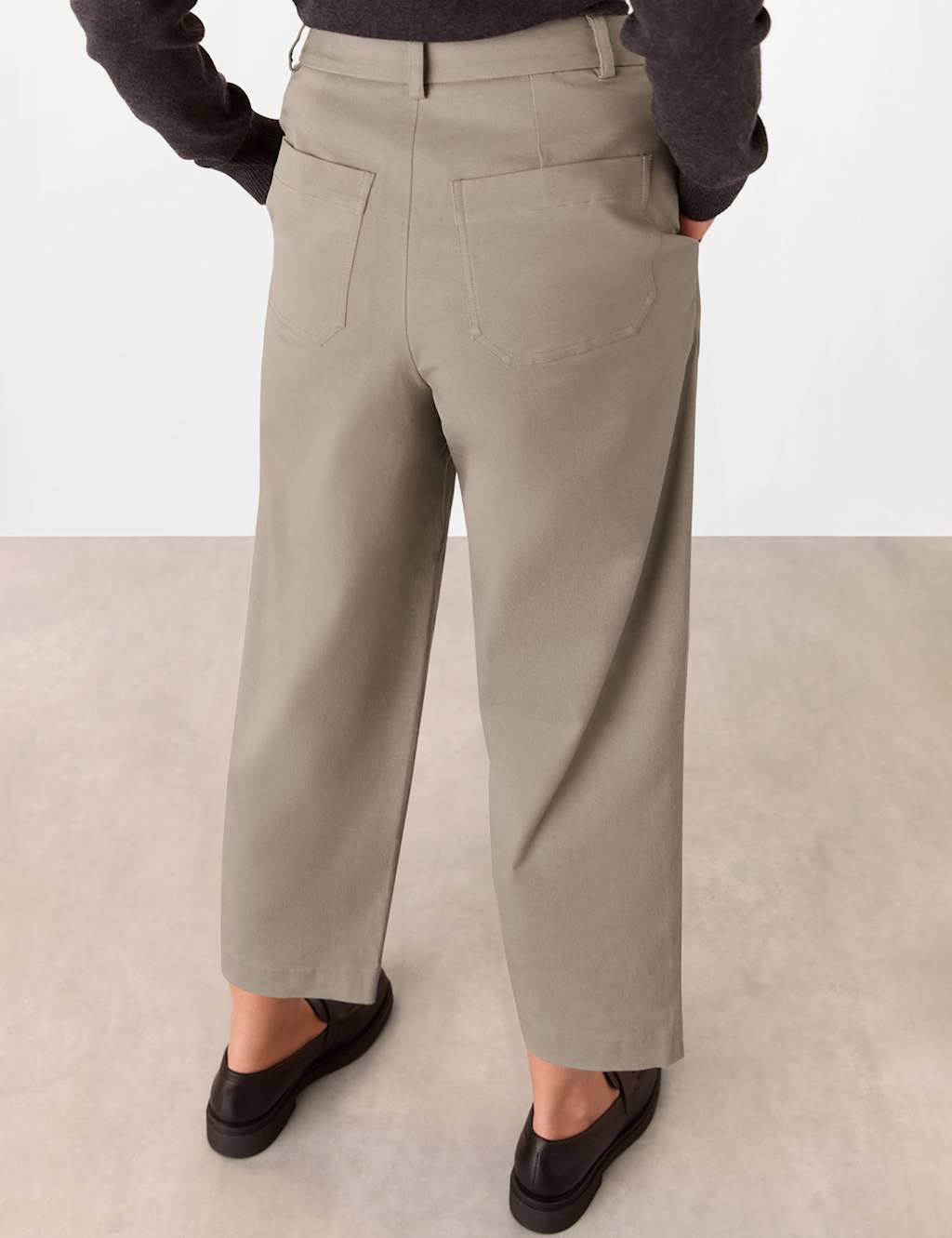 Lyocell Rich Barrel Leg Ankle Grazer Trousers 4 of 4