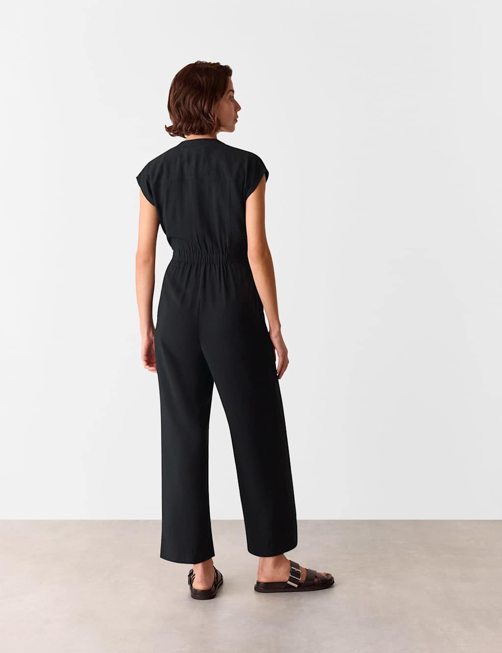 Drawstring Sleeveless Jumpsuit 3 of 4