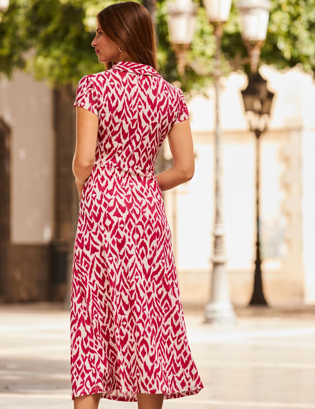 Abstract Twist Detail Midaxi Jersey Dress 4 of 6