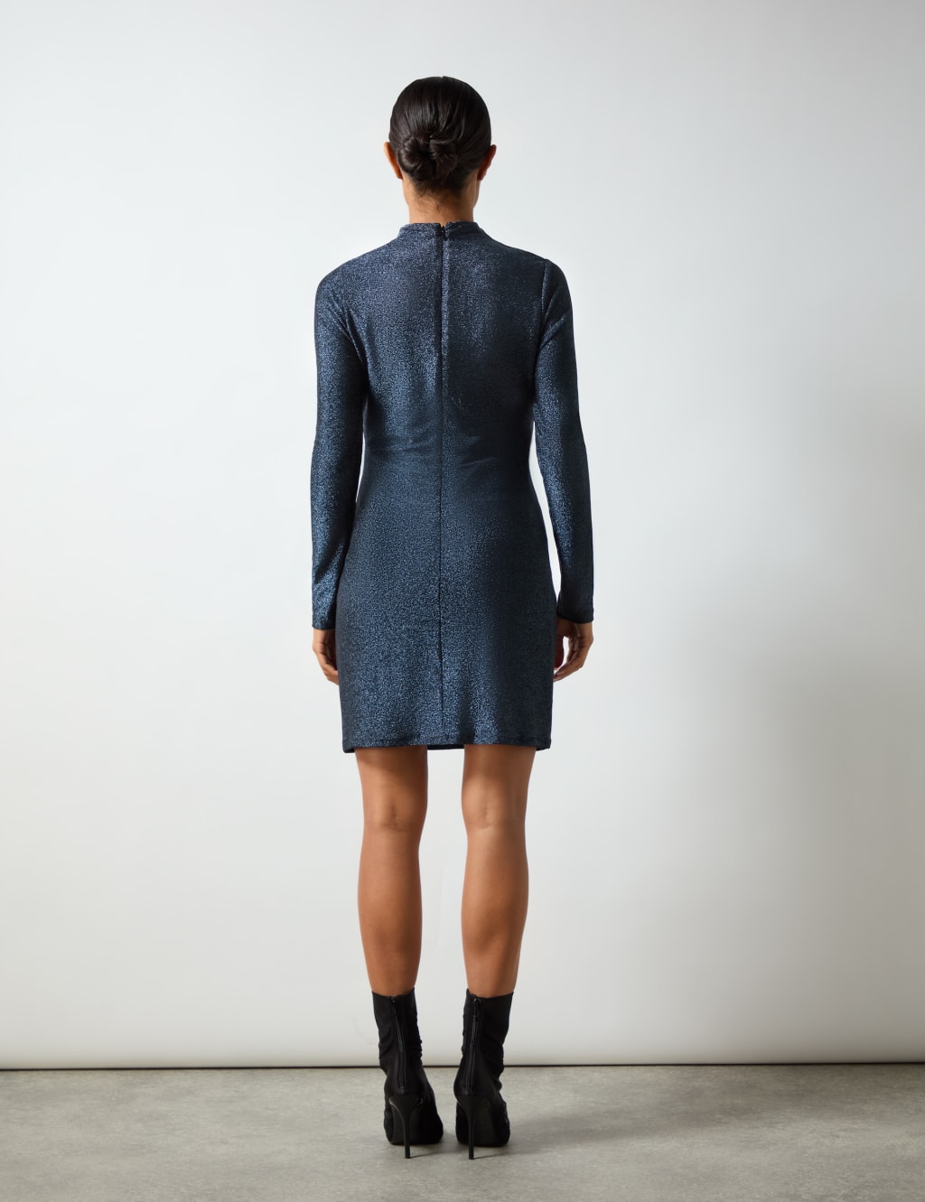 Sparkly High Neck Mini Bodycon Dress RO ZO M S