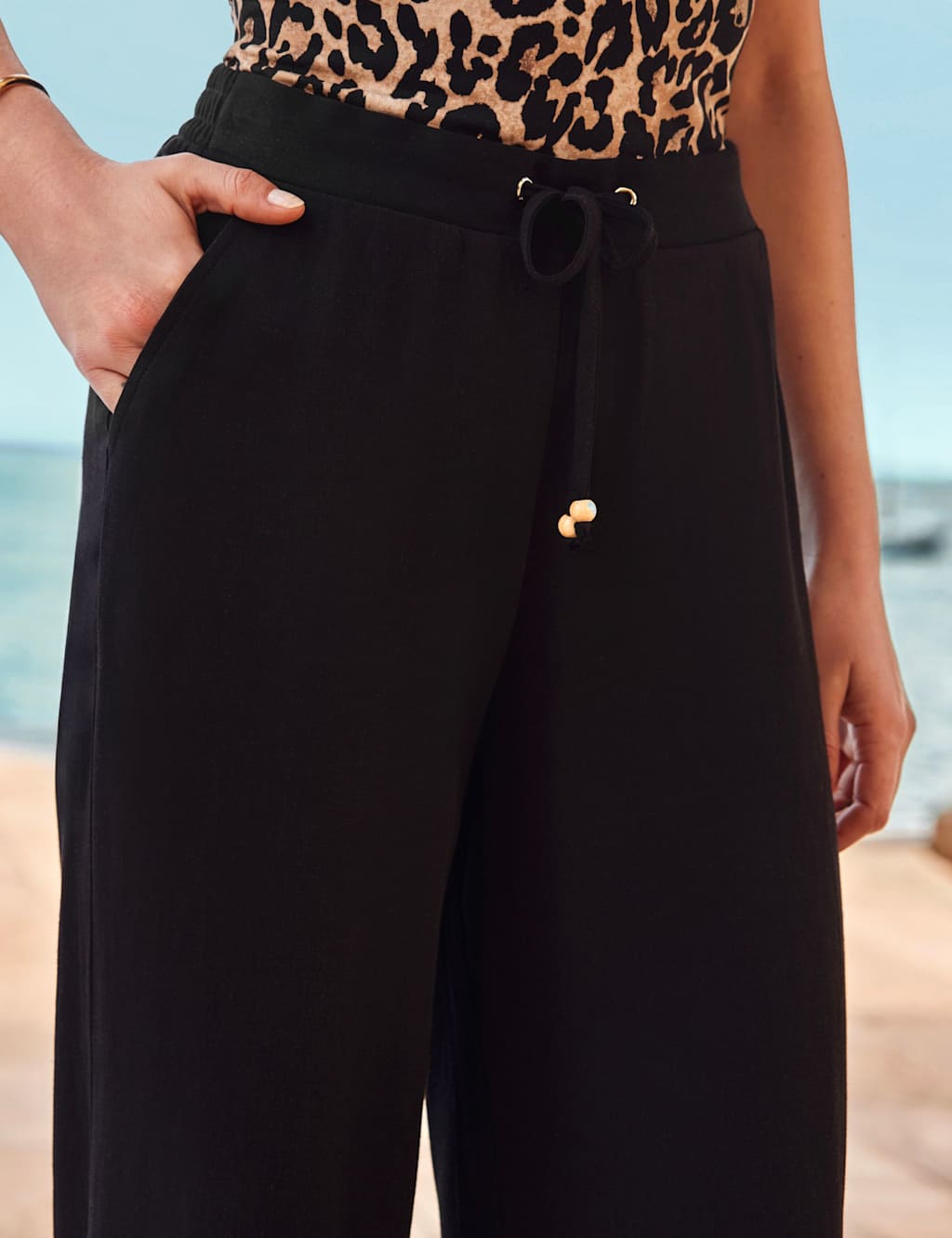 Wide Leg Trousers with Linen 5 of 5