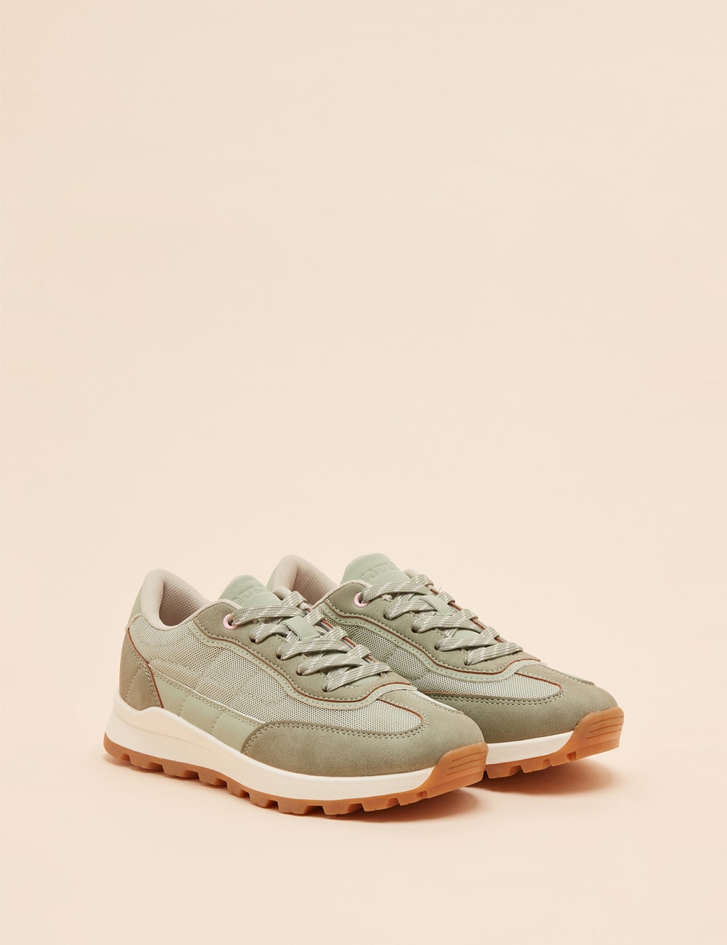 Parkfield Lace Up Colour Block Trainers 2 of 5
