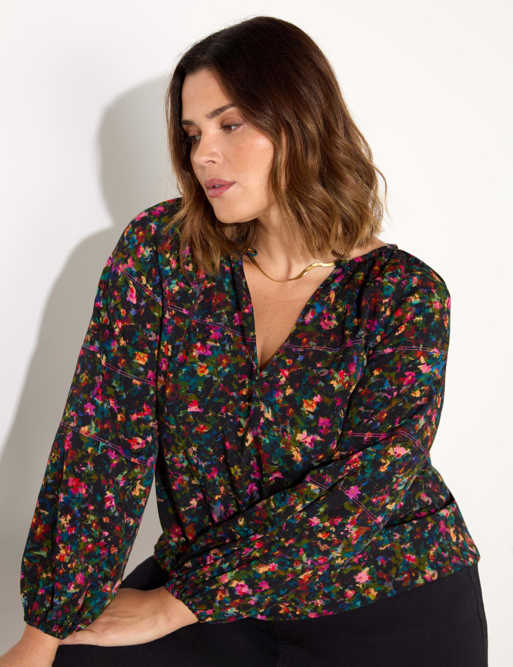 Floral V-Neck Blouse 2 of 4