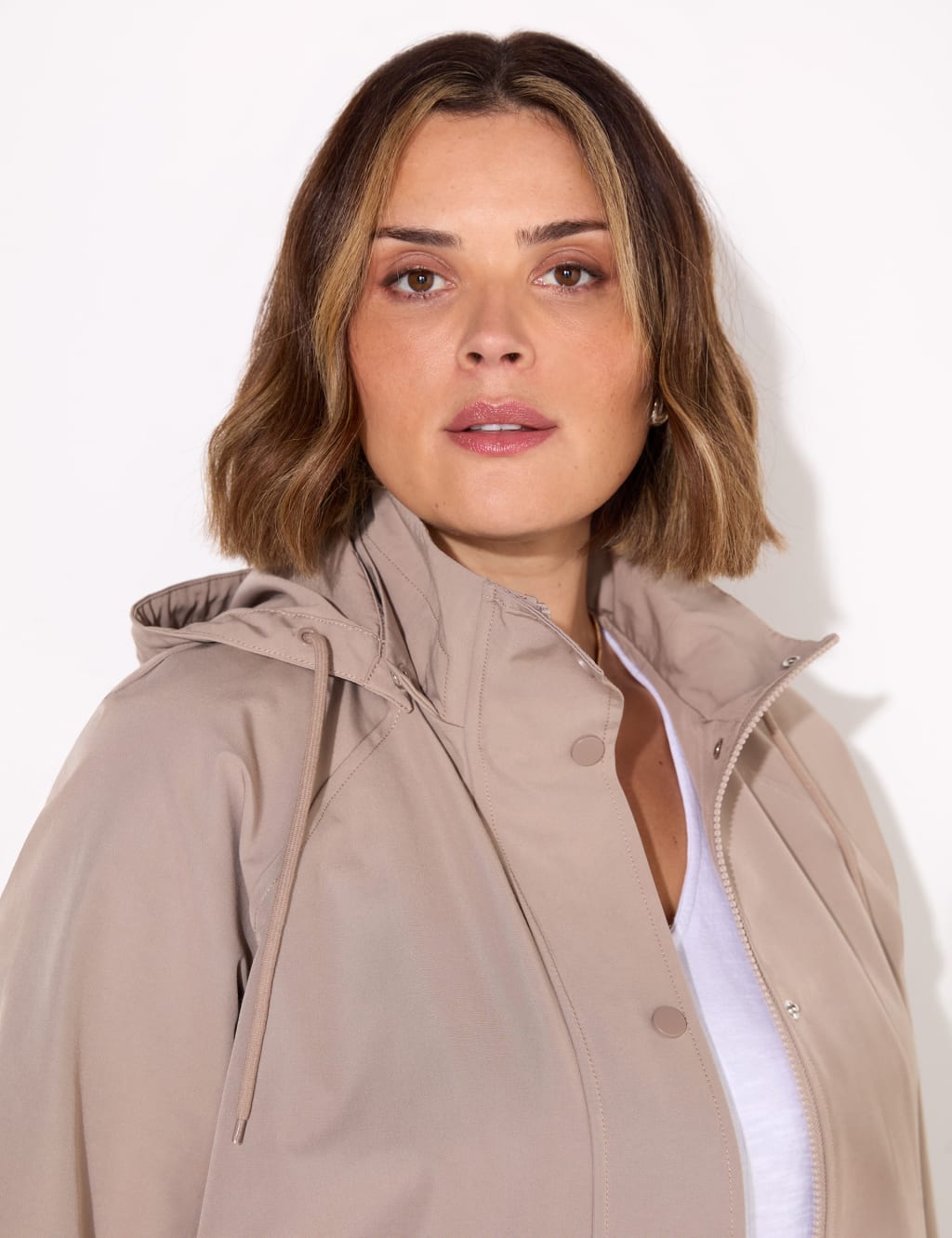 Hooded Short Raincoat 3 of 4