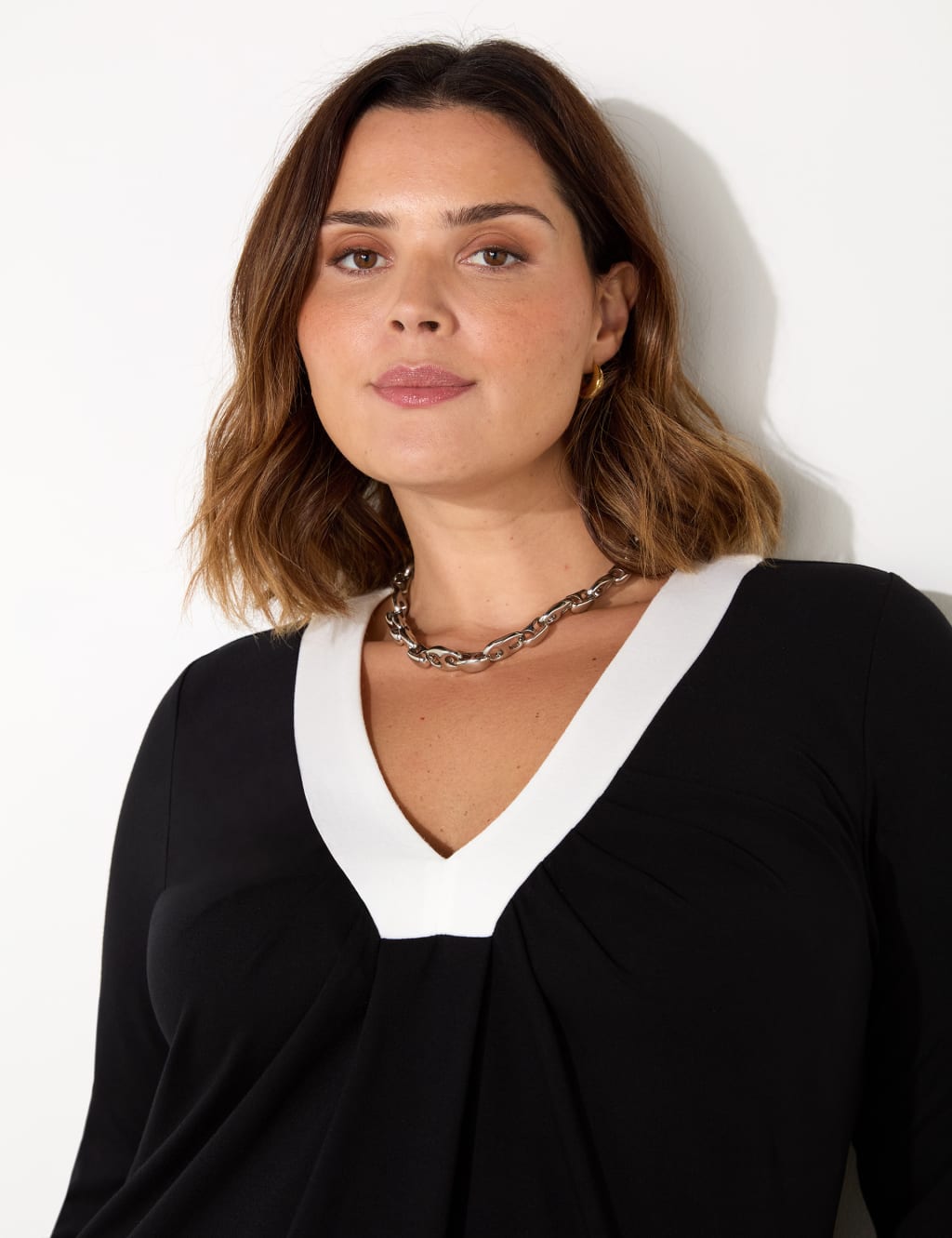 Jersey V-Neck Midi Shift Dress 2 of 3