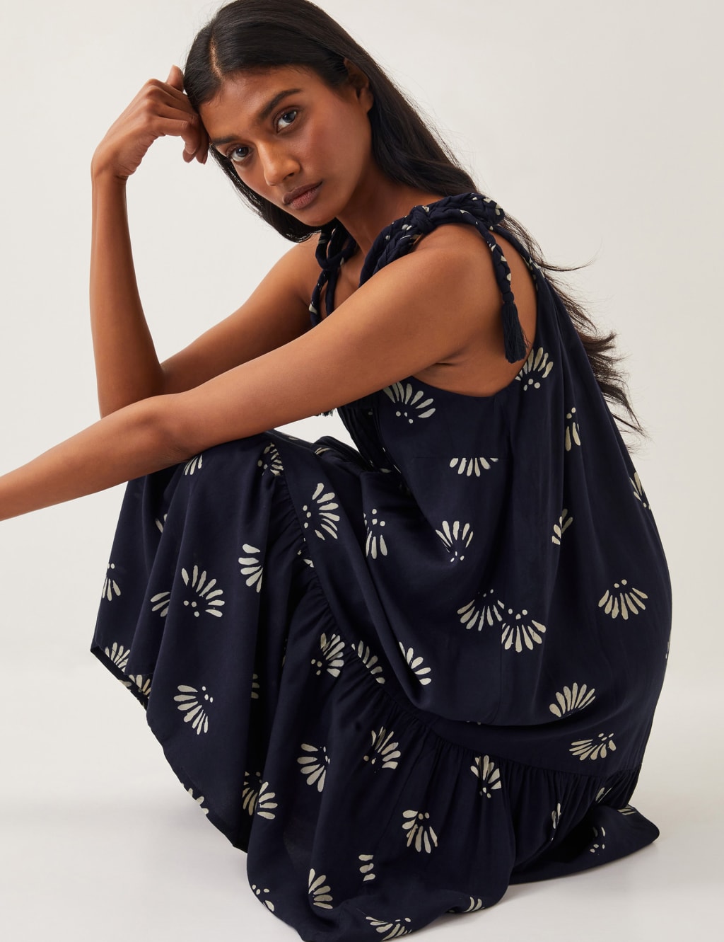 Printed Square Neck Strappy Beach Dress 3 of 4