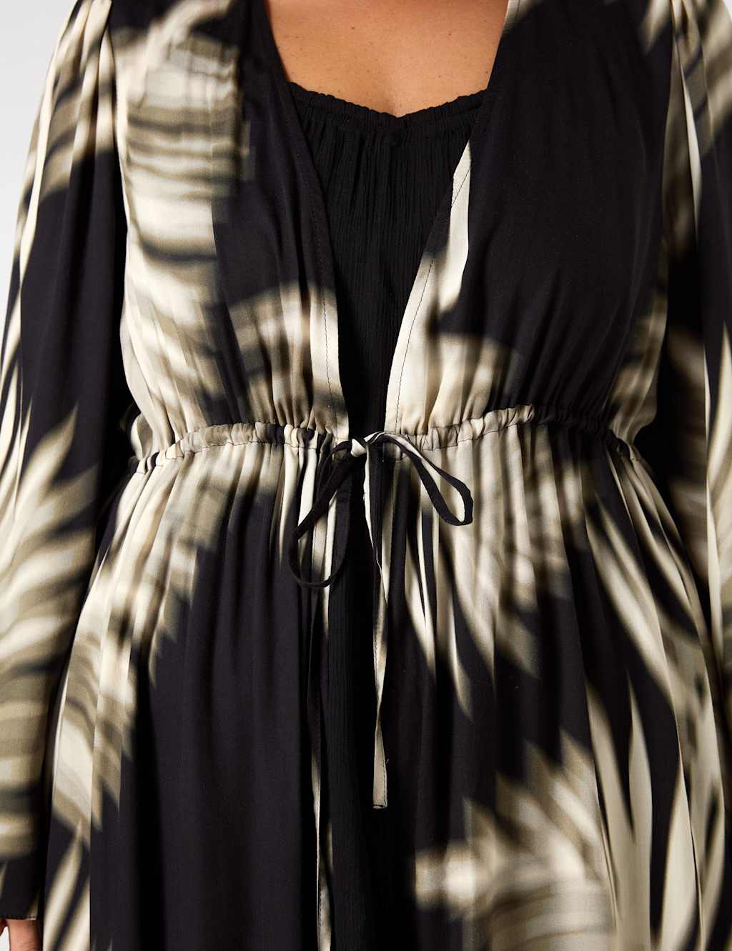 Leaf Print Drawstring Waist Longline Kimono 5 of 5