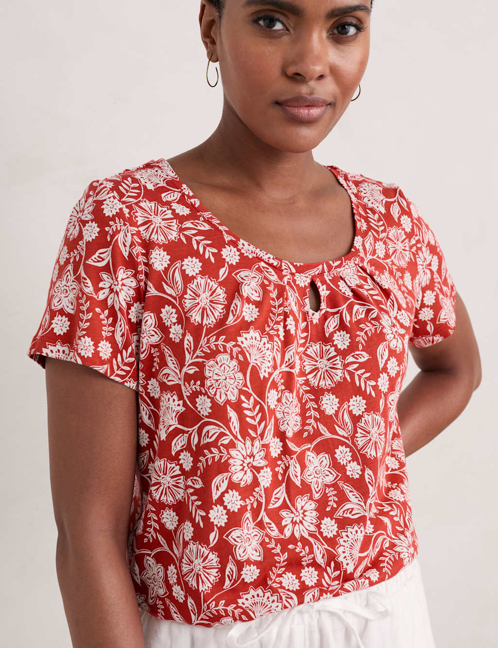 Cotton Blend Floral T-Shirt 3 of 5