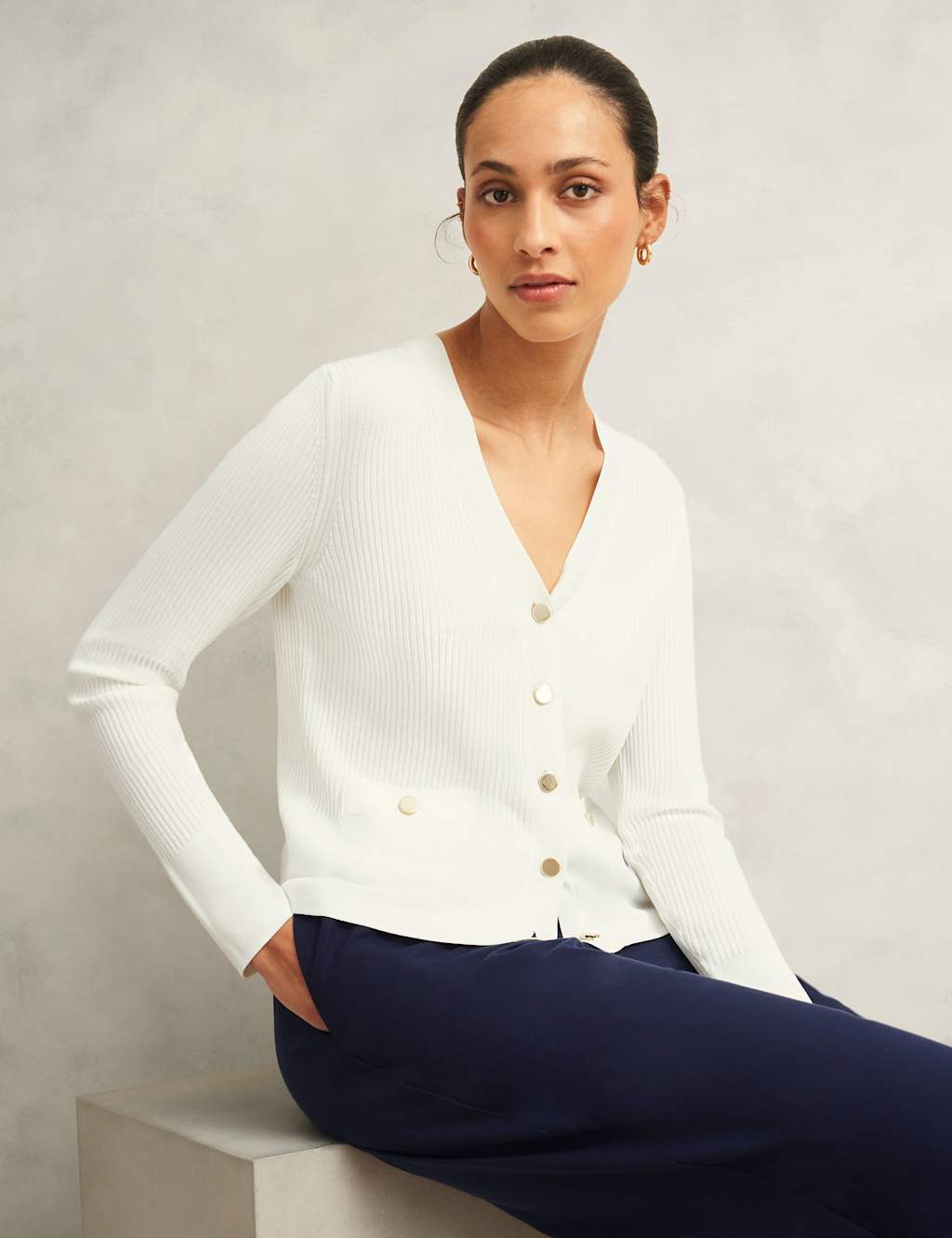Ribbed V-Neck Cardigan 5 of 9