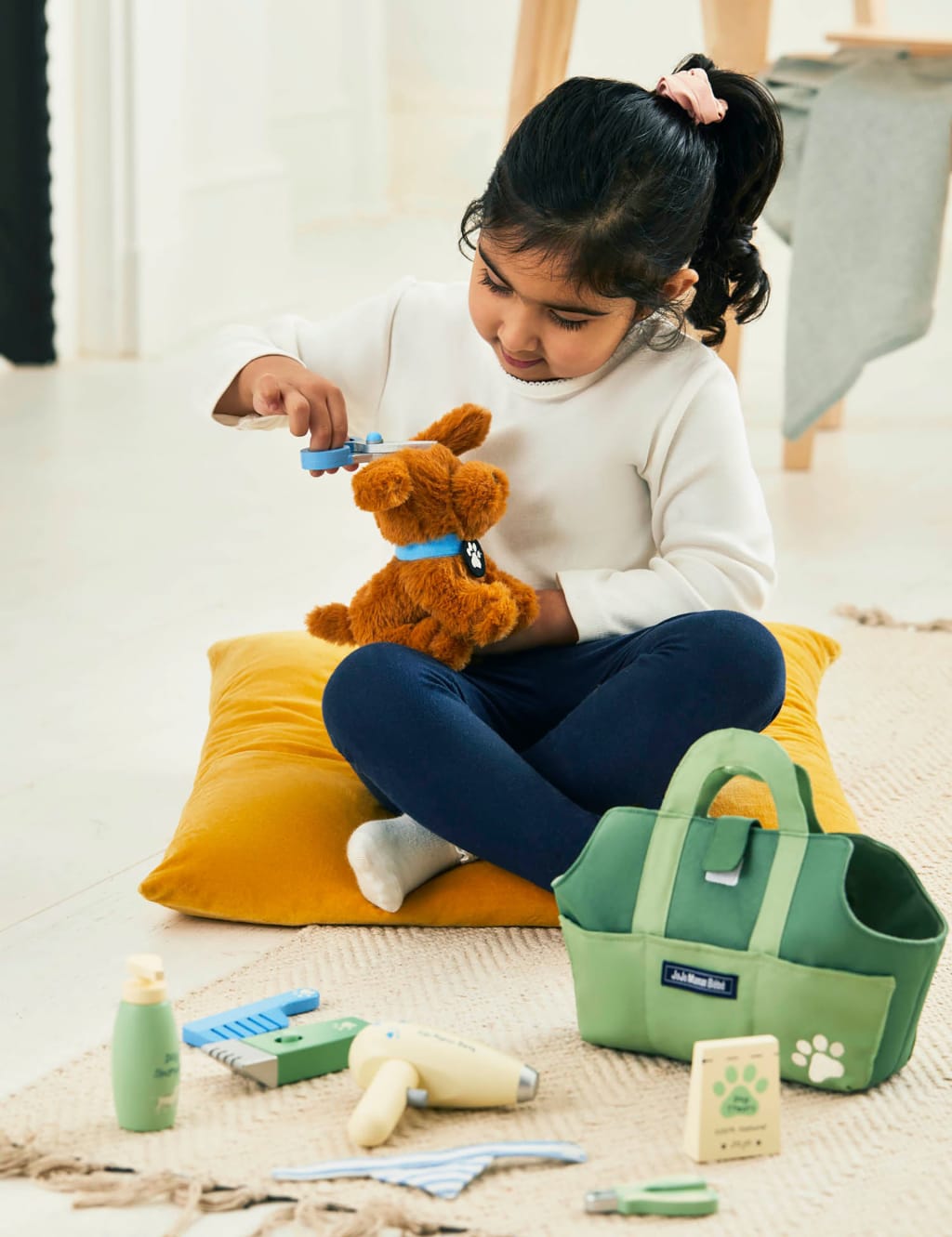 Dog Grooming Playset (3+ Yrs) 2 of 10