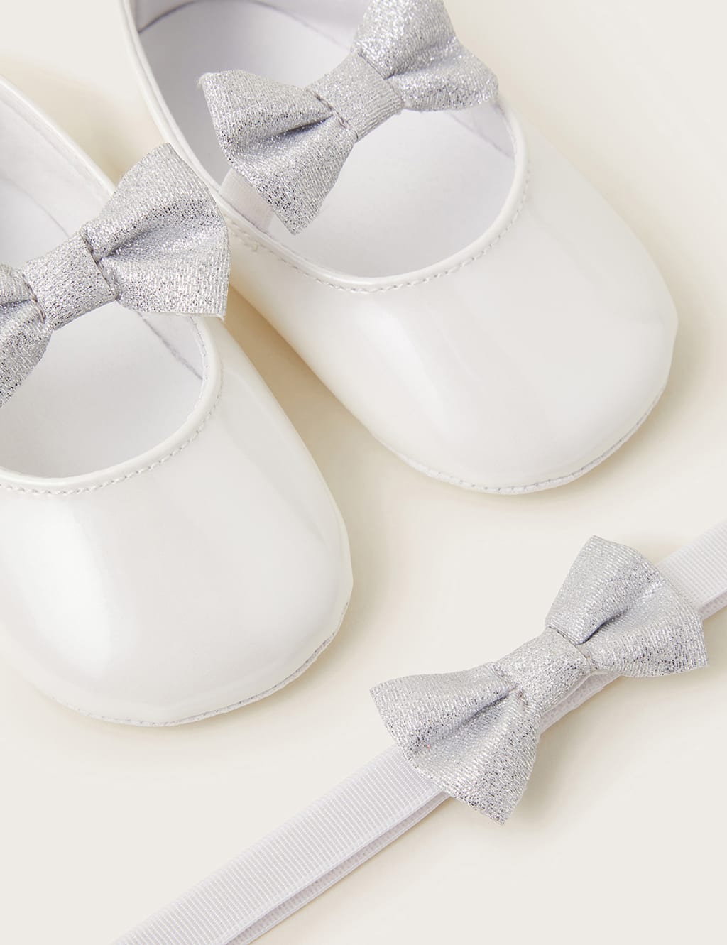 Baby 2pc Bow Pre-Walker Shoes & Bando Set (0-18 Mths) 2 of 2