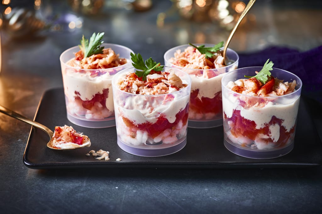 Collection 4 Lobster & Prawn Cocktail Starters (Serves 4) 1 of 2