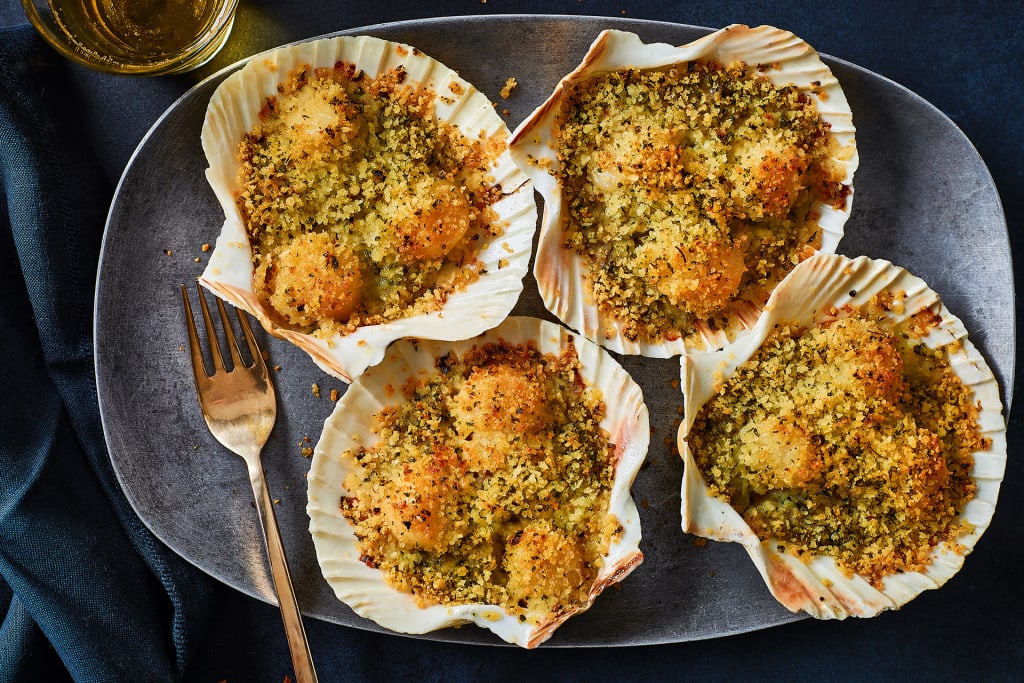 Collection 4 Scallops with Mushrooms & Spinach 1 of 2