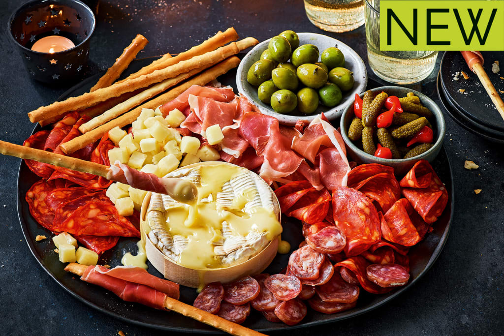 Collection Hot Cheese Grazing Platter 1 of 2
