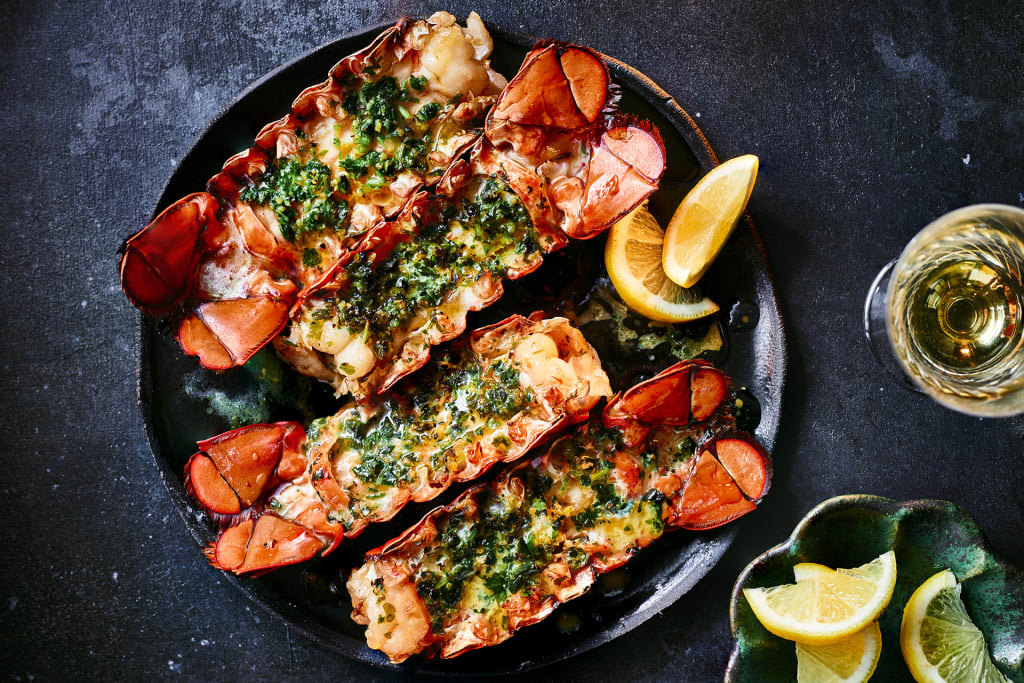 Collection 4 Atlantic Lobster Tails with Langoustine and Garlic Butter (Serves 4) 1 of 2