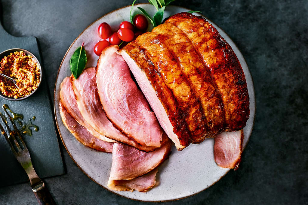 Collection Outdoor-Bred Sugar-Baked Gammon Joint (Serves 6) 1 of 2