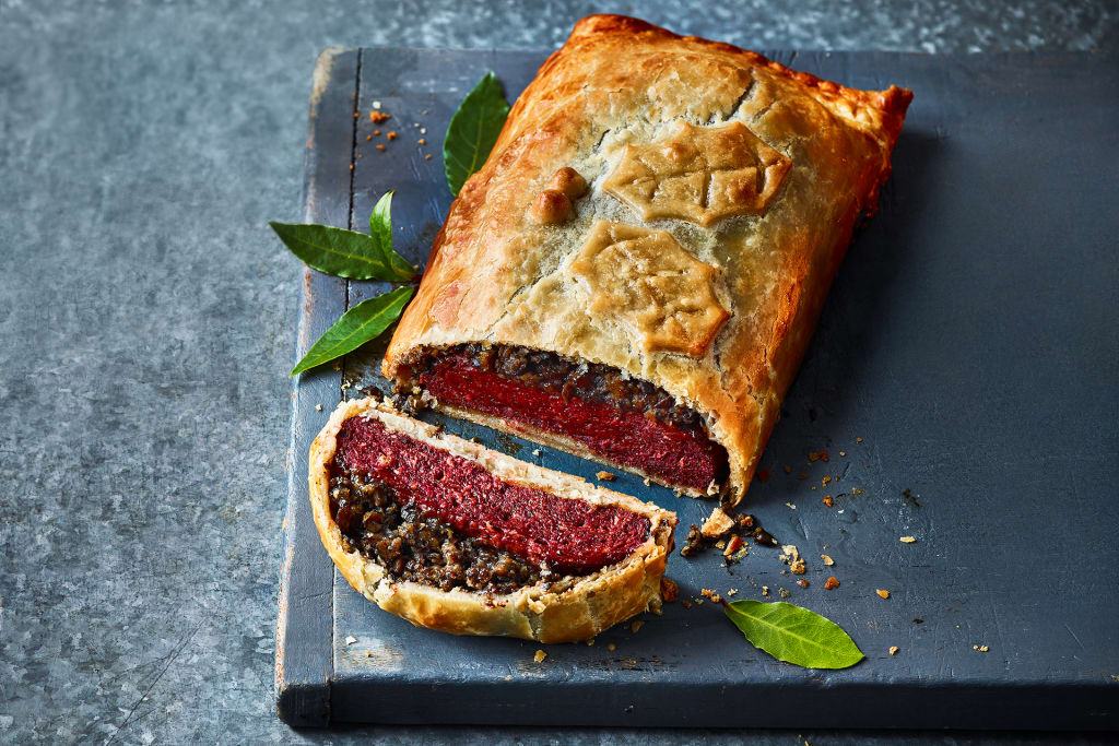 Plant Kitchen Vegan Beef Wellington (Serves 4) 1 of 2