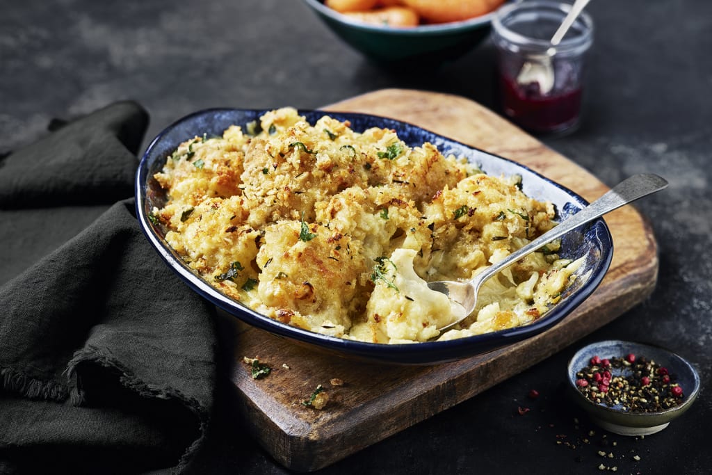 Collection Cornish Cruncher™ Cauliflower Gratin (Serves 6) 1 of 2