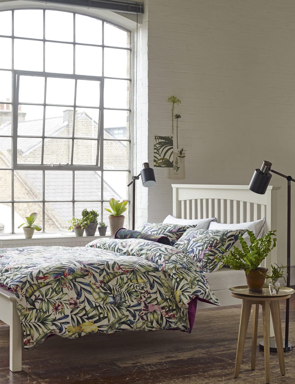 Hastings Bed 9 of 9