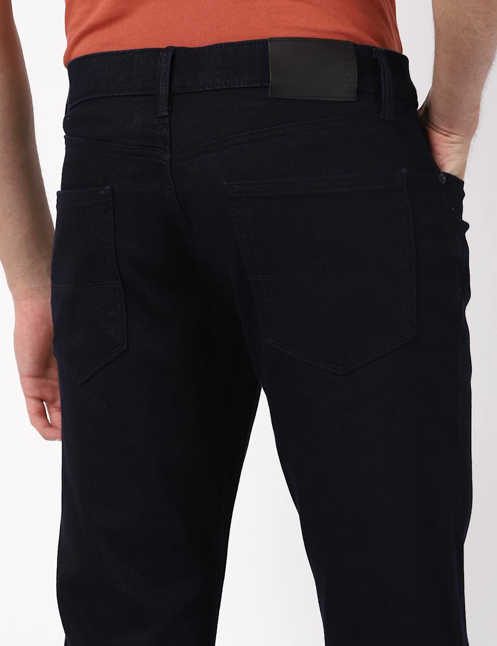 TRAVEL JEAN SLIM 4 of 6