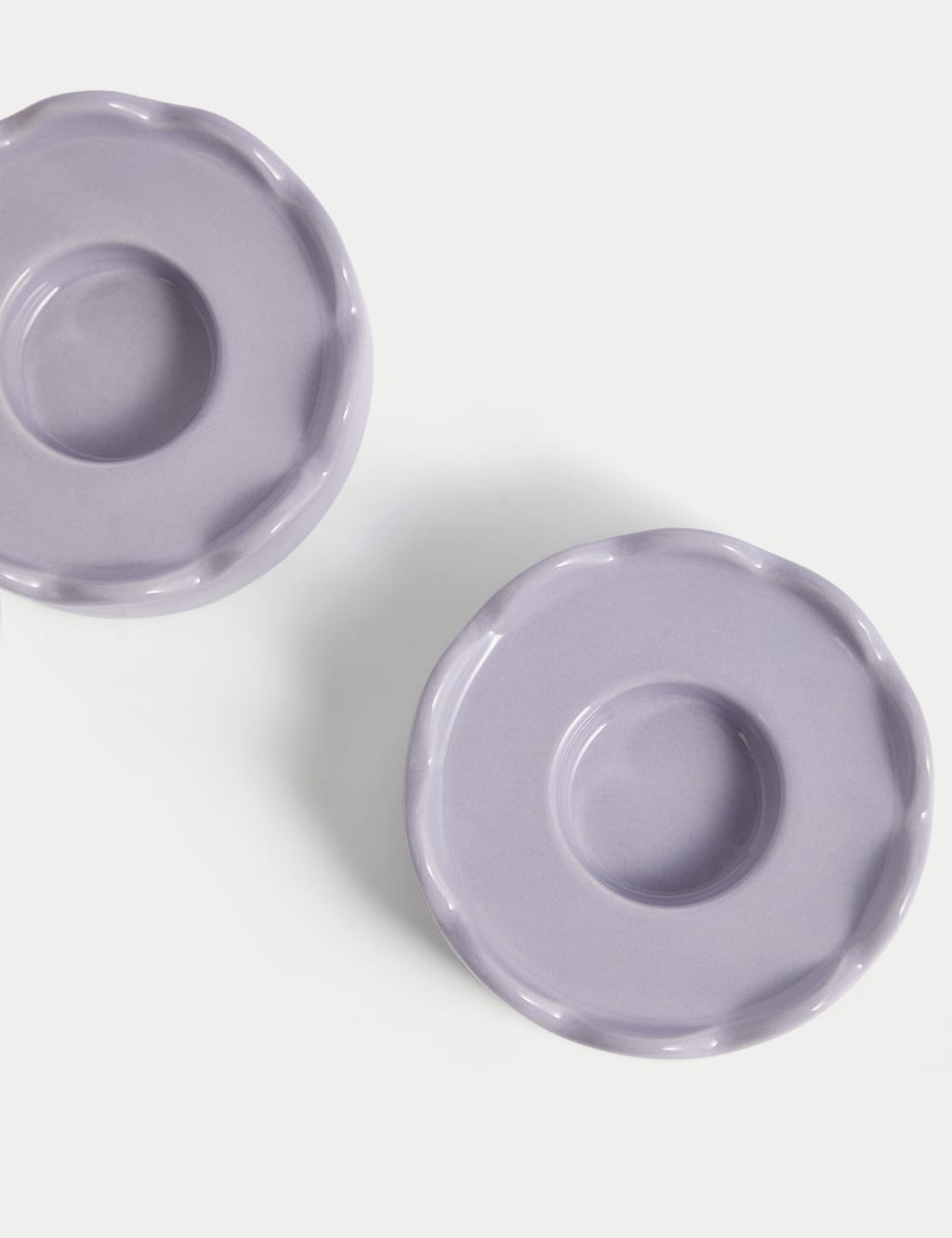 Set of 2 Scalloped Ceramic Tealight Holders 4 of 4