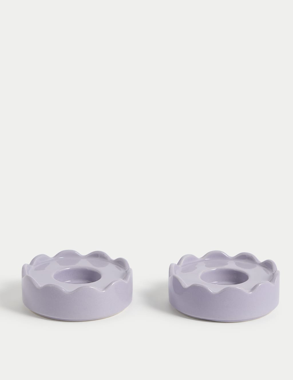 Set of 2 Scalloped Ceramic Tealight Holders 2 of 4