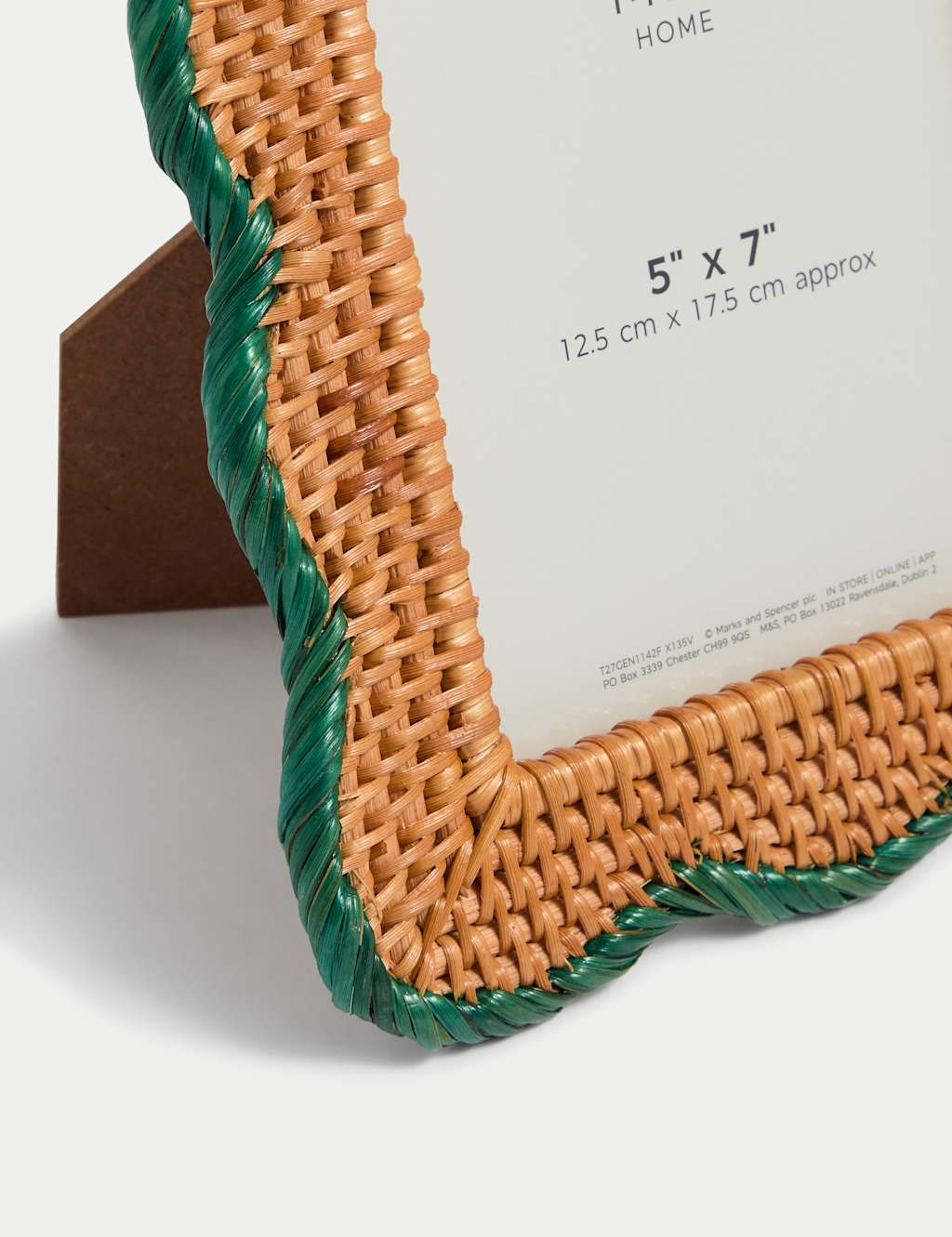 Rattan Scallop Photo Frame 5x7 inch 2 of 4