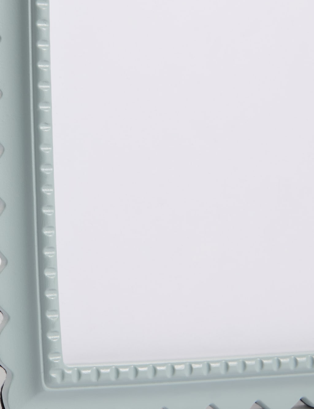 Scalloped Photo Frame 5x7 inch 3 of 4