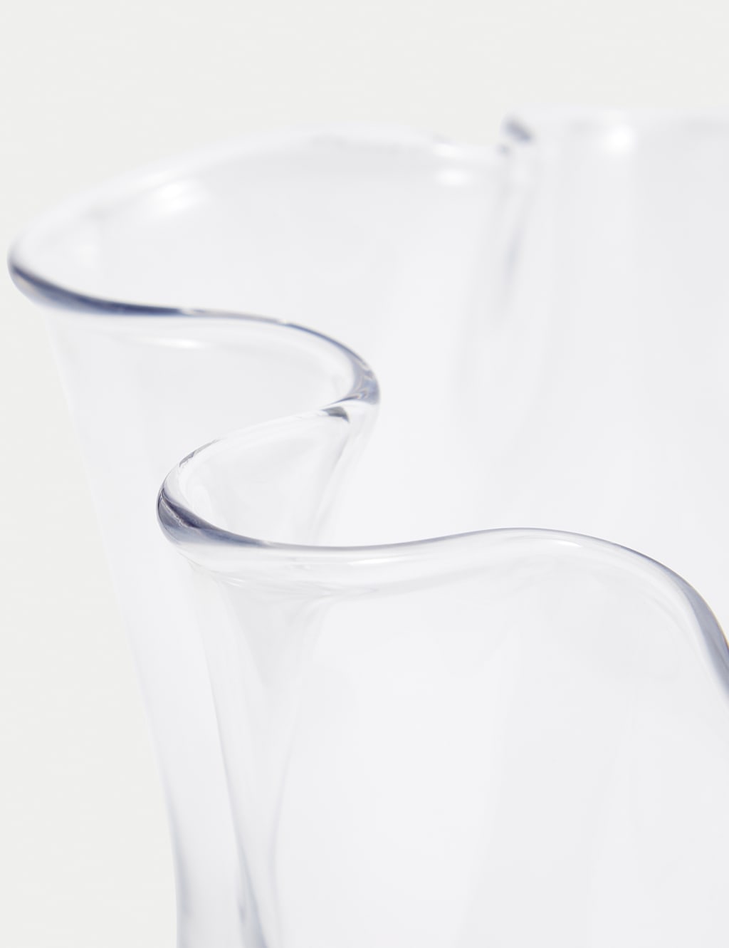 Medium Handkerchief Vase 3 of 4