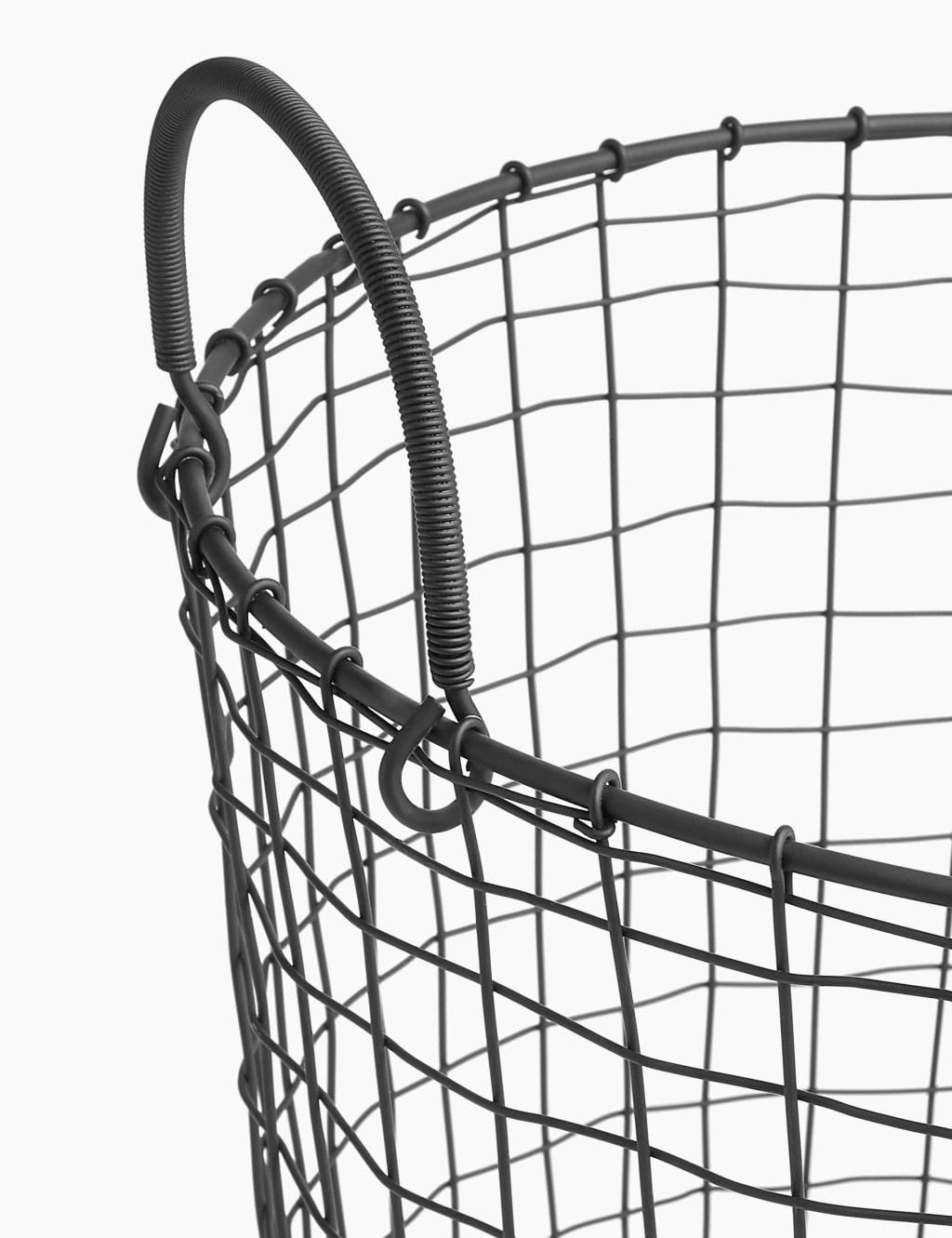 Wire Round Storage Basket 3 of 3