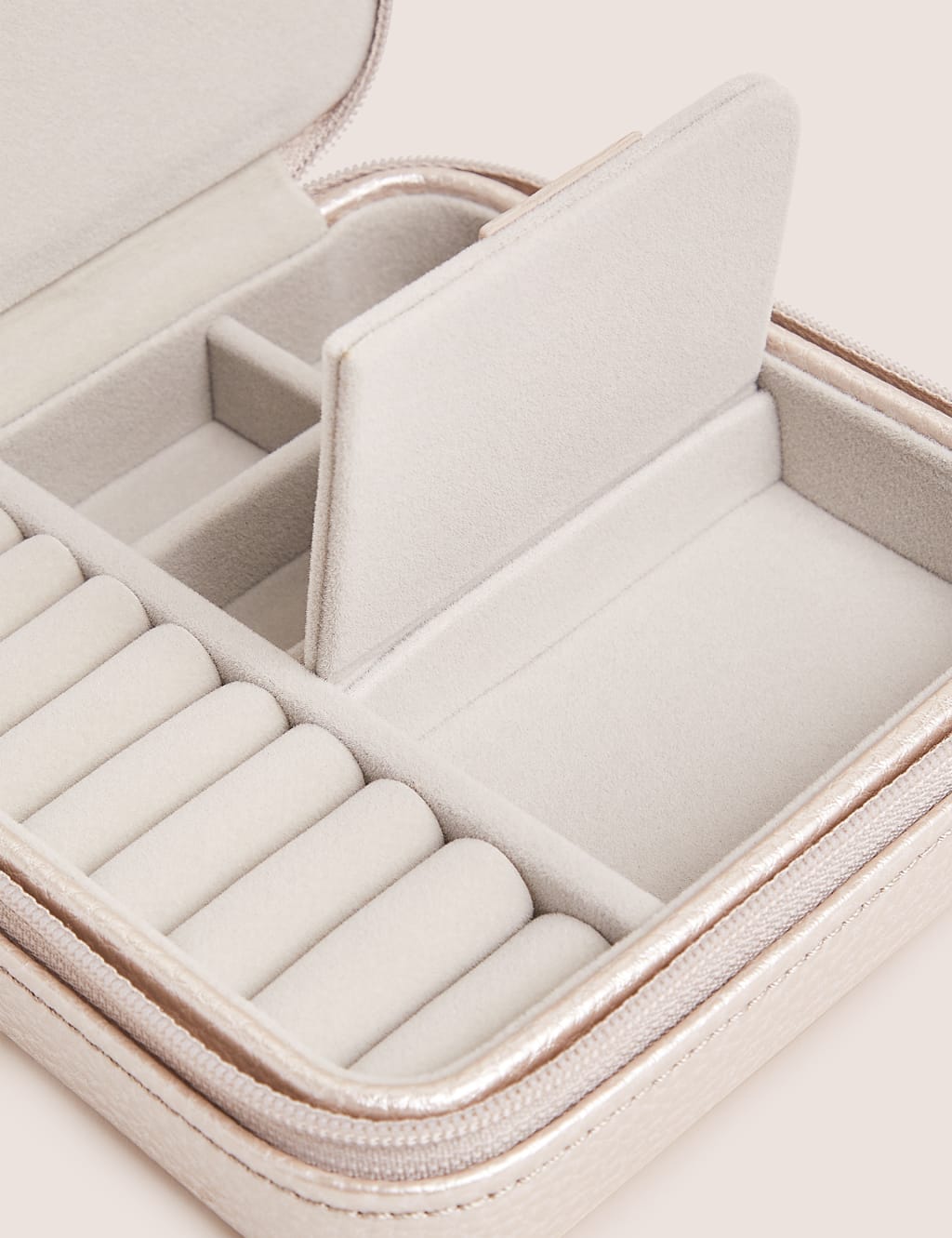 Small Classic Jewellery Box 3 of 4