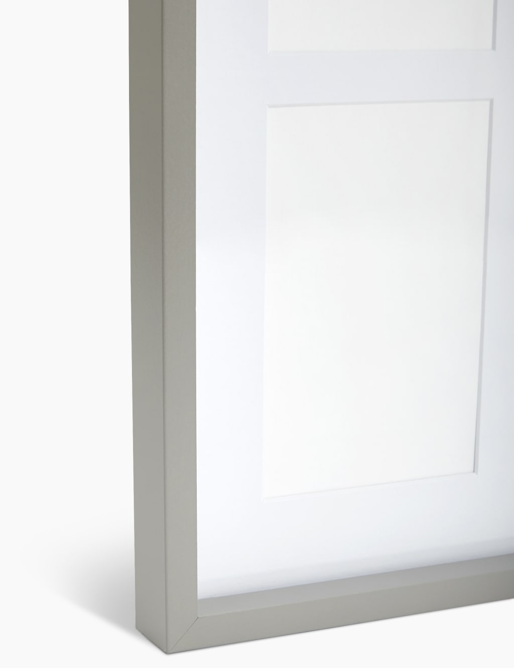 7 Aperture Wood Photo Frame 2 of 4