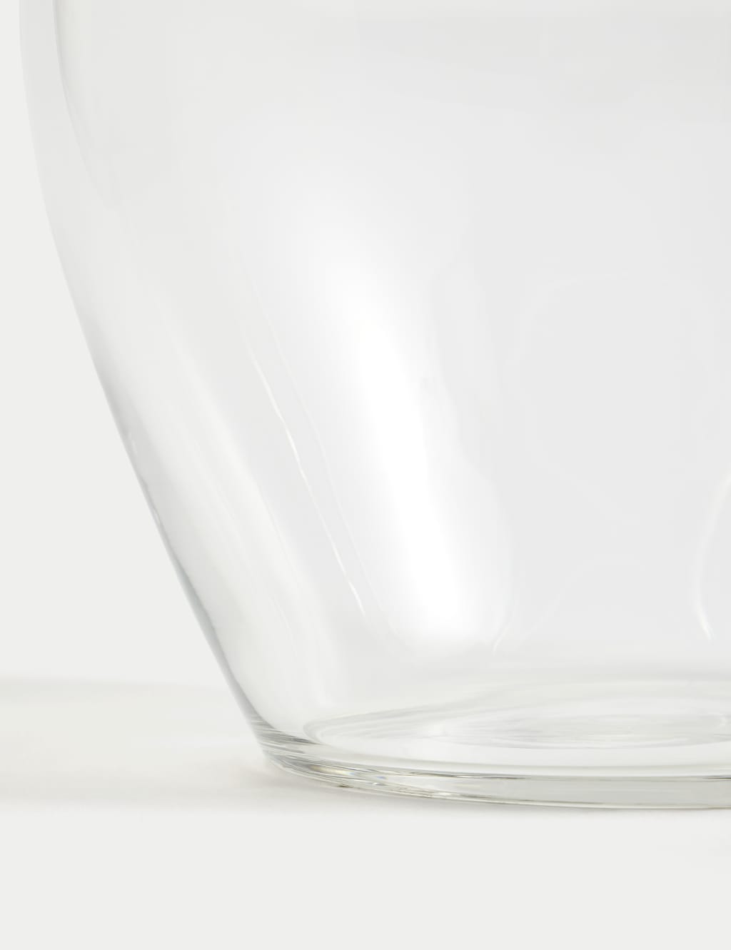 Medium Urn Vase 4 of 5