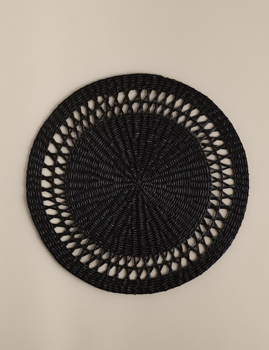 Set of 4 Seagrass Placemats 2 of 4