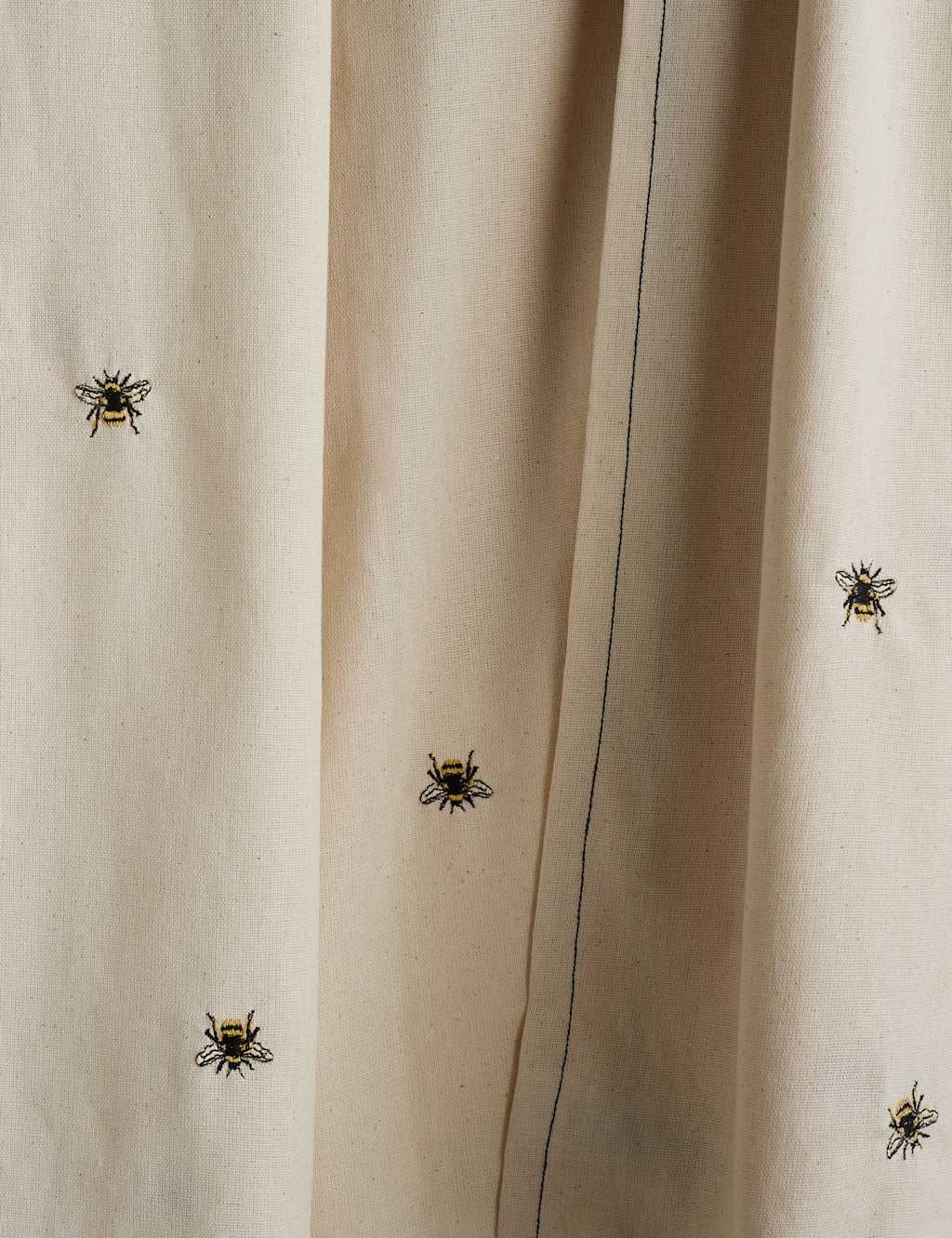 Pure Cotton Bee Embroidered Tablecloth 3 of 4